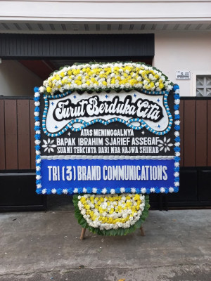 Papan Bunga Duka di Gunung Telihan
